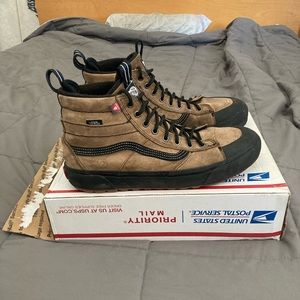 Vans Sk8-Hi MTE-2 Dachshund/Black Mens 10.5